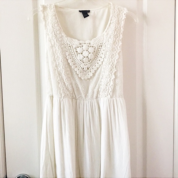 Forever 21 Dresses & Skirts - Forever 21 White Crochet Dress